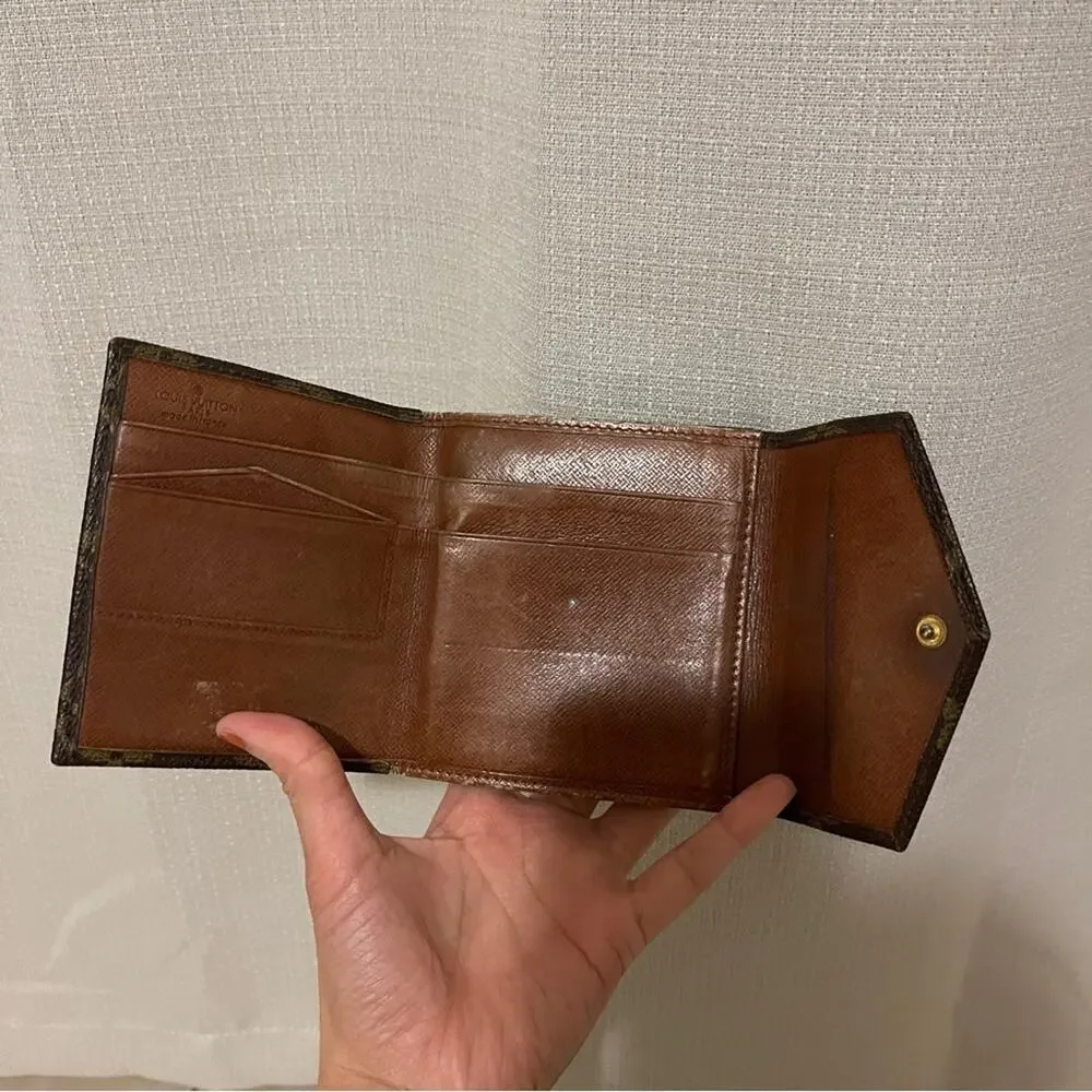 Louis Vuitton Authentic Monogram Compact Bi-fold Wallet Brown